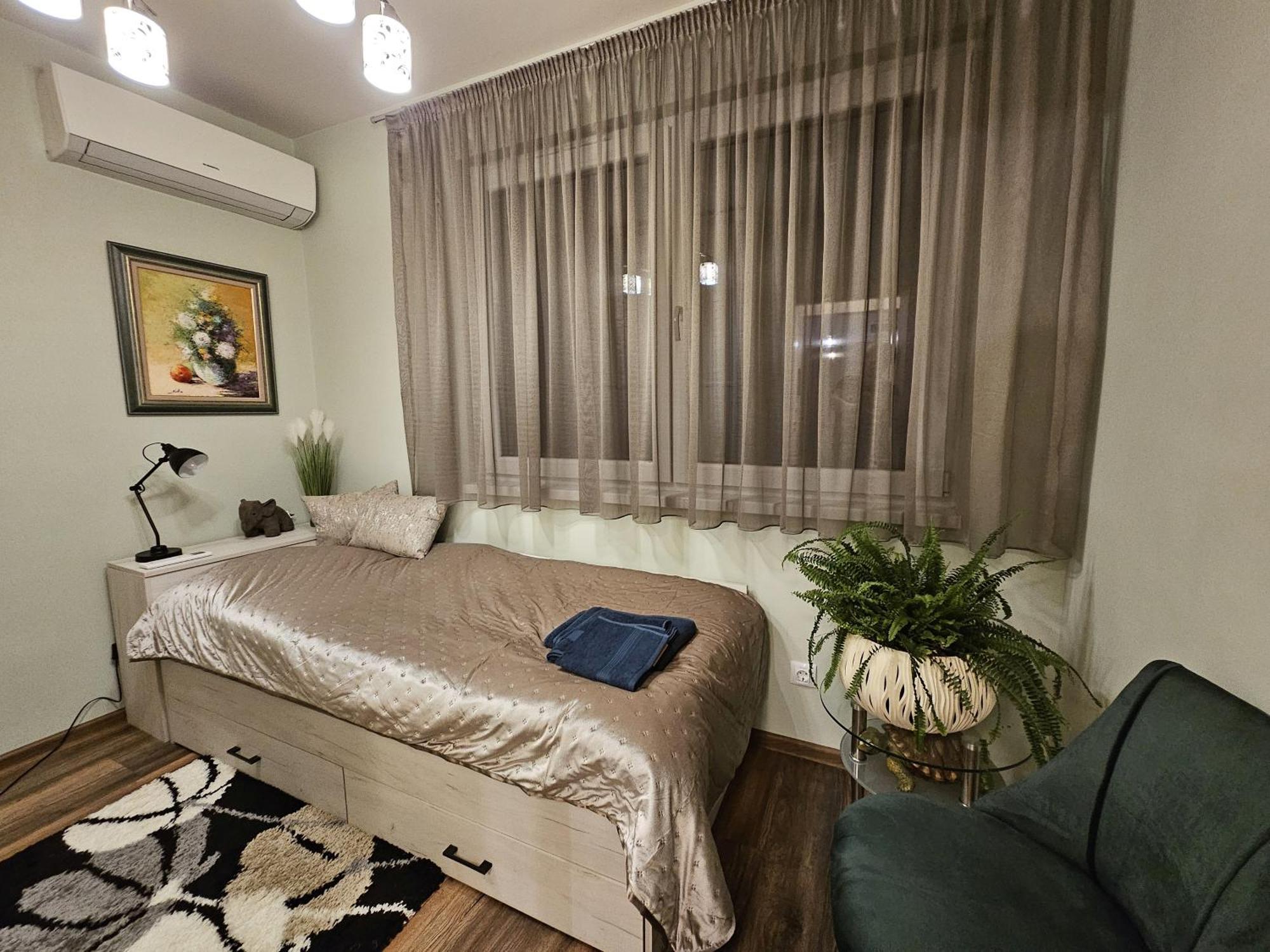 Bright Inn - Holiday & Business Apartment صوفيا المظهر الخارجي الصورة