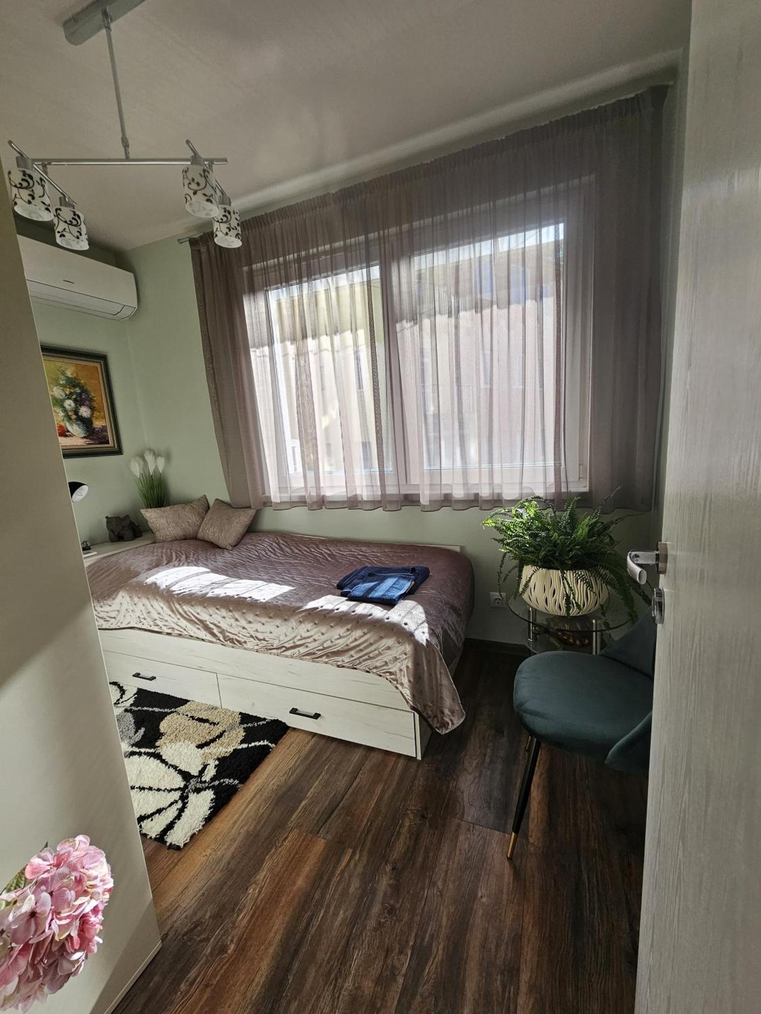 Bright Inn - Holiday & Business Apartment صوفيا المظهر الخارجي الصورة